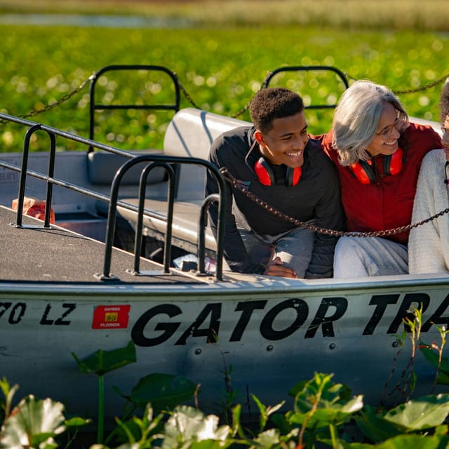 everglades-30-minute-boggy-creek-airboat-tour-at-southport-park_1